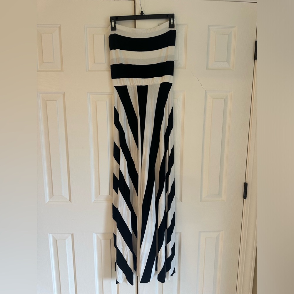 Elan Cover Up Maxi Dress